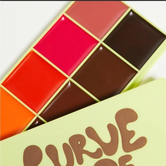 Made by Mitchell Curve Case Cream Palette in Deep Blush Bronzer Contour BNIB